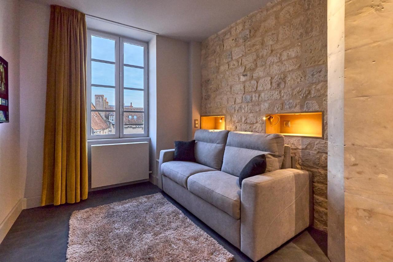 Appartement Montagnon - Les Suites Du Palais - Classe 4 Etoiles, Parking Prive, Vue Cathedrale, 3 Chambres, Primo C0Nciergerie Nevers Exterior foto