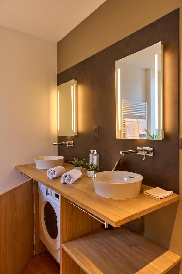 Appartement Montagnon - Les Suites Du Palais - Classe 4 Etoiles, Parking Prive, Vue Cathedrale, 3 Chambres, Primo C0Nciergerie Nevers Exterior foto